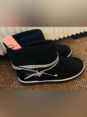 Black Women's Faux-Suede Ankle Boots Juicy Couture with Crystal Wrap Detail